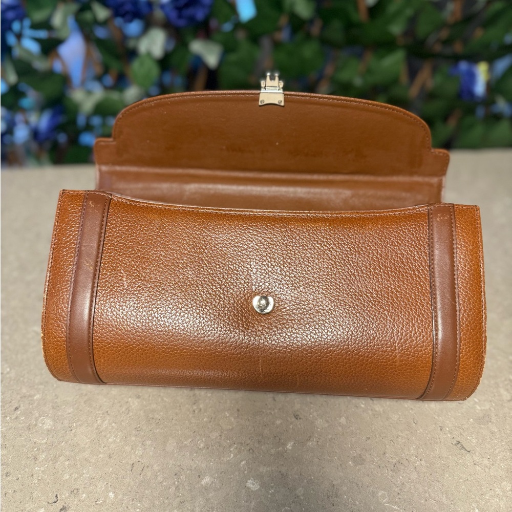 ❌SOLD❌ Burberry Vintage Brown Grained Leather Top Handle Bag - Picture 7 of 10